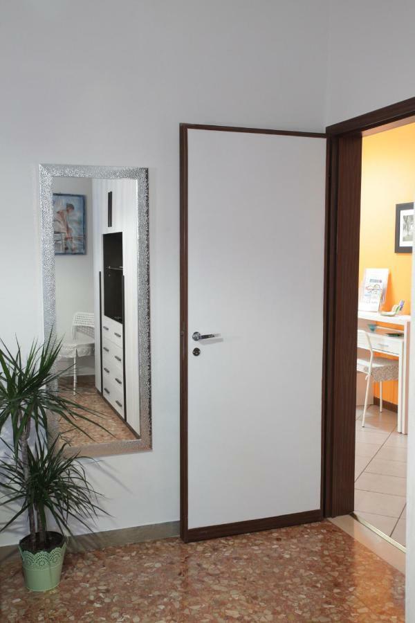 Casa Vacanze Antonia Bologna Exterior foto